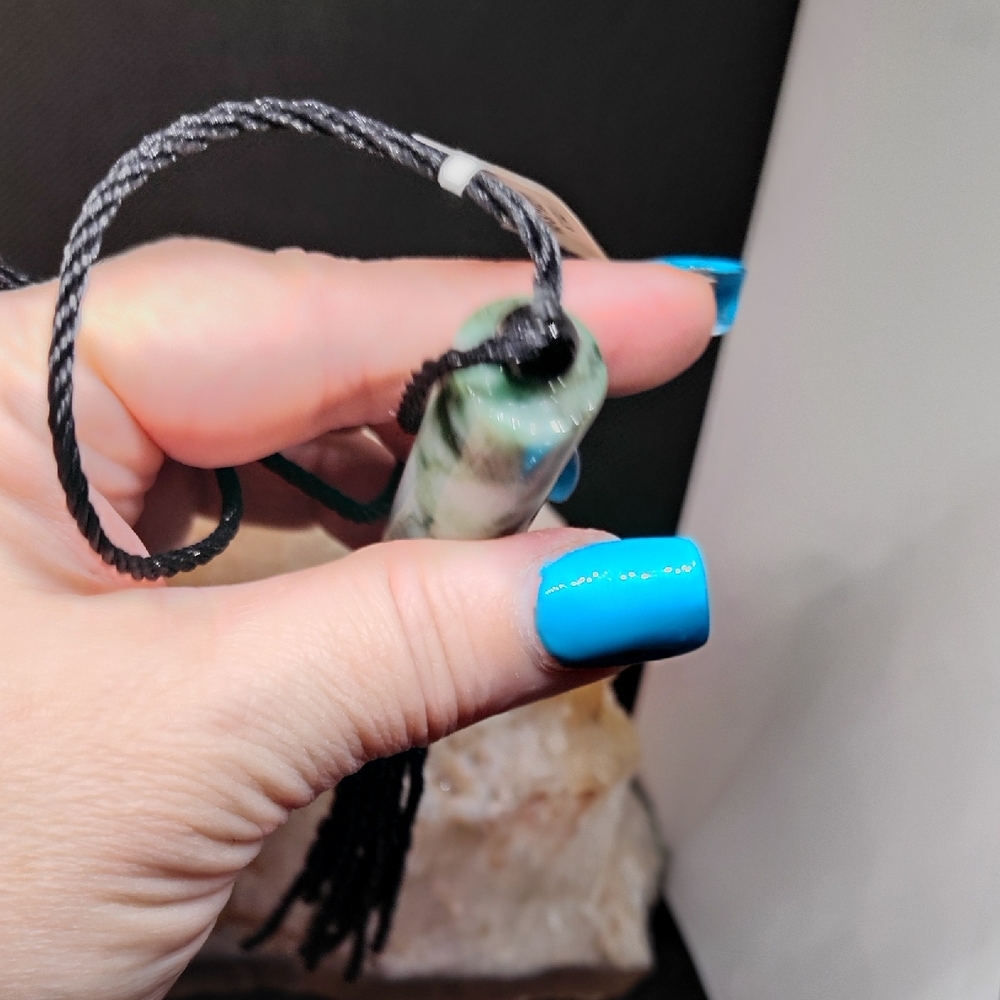 Imperial Jade Stone Pendant Necklace And Free Bracelet - Picture 8 of 8